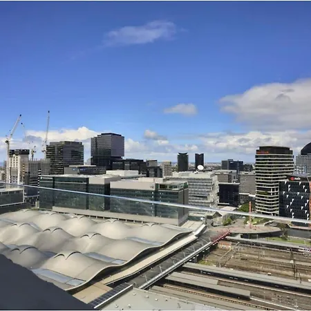 Spencer Sanctuary - 2 Mins From Southern Cross Melbourne Exterior photo